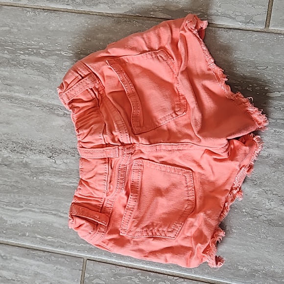 Girls Carter's shorts - Picture 2 of 3